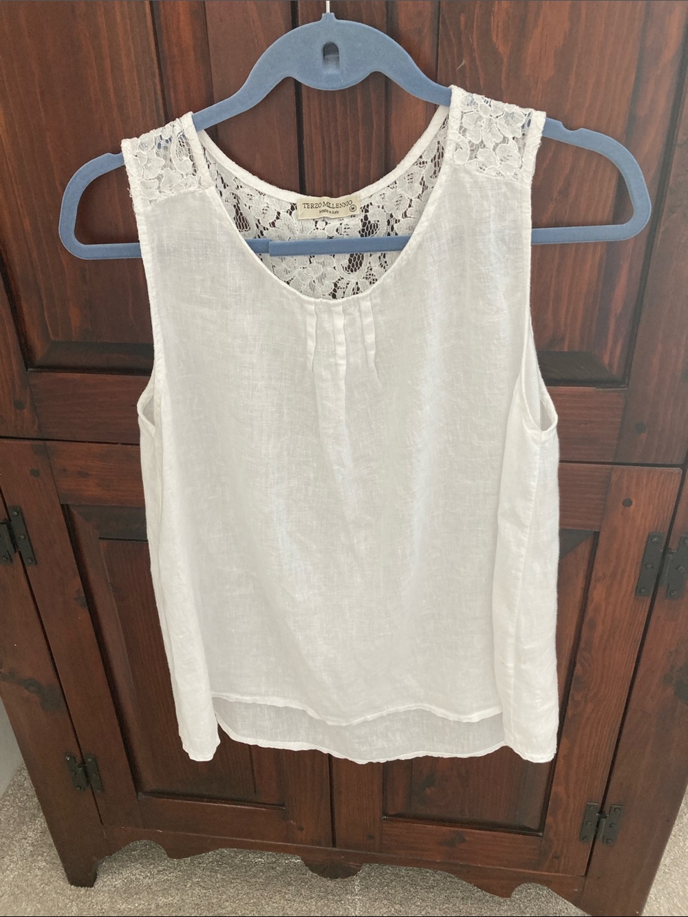 Sleeveless Lace-Back Camisole Tank Top - White
